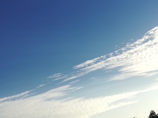 408112