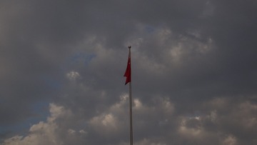 838717