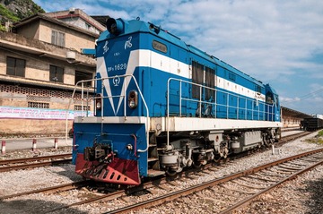400845