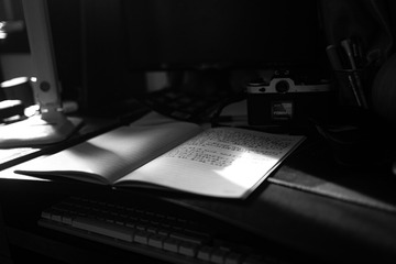 672521