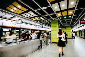 483351