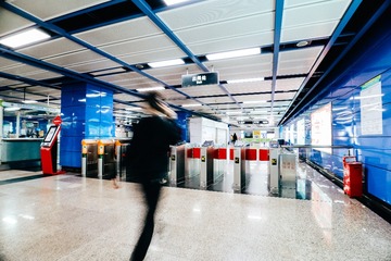 816049