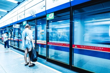 450524