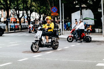 1320356