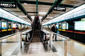 816045