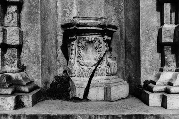 L1001071-2.jpg
