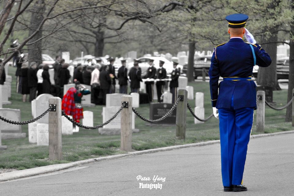 最后的致敬！<br />
阿灵顿国家公墓 （Arlington National Cemetery）