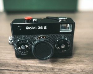 92235
