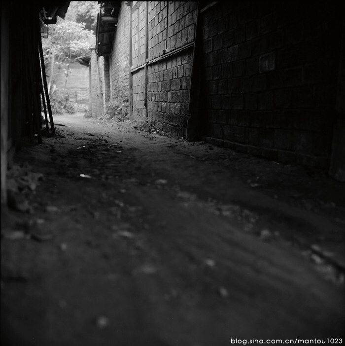 FUJIFILM ACROS 100 <br />
