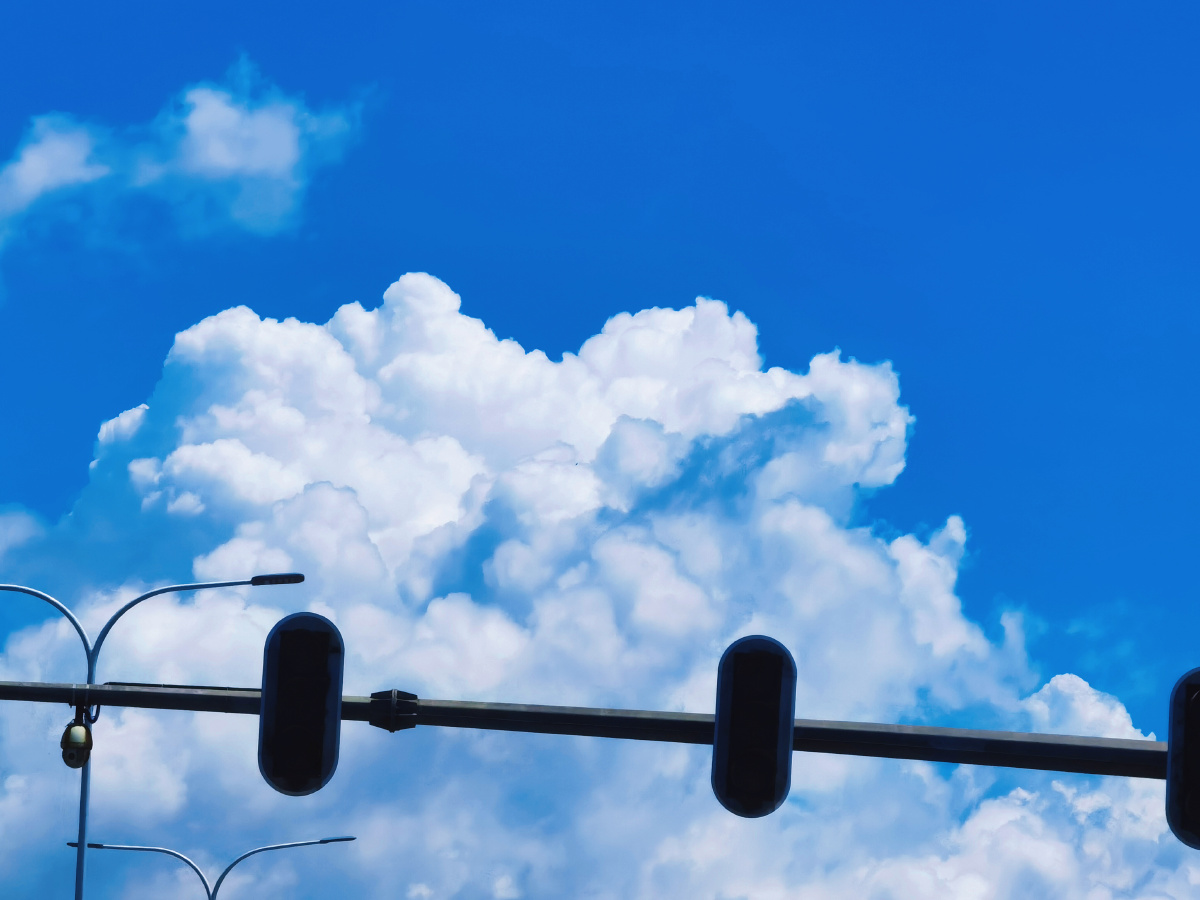 这不比闰土那深蓝的天空好看00