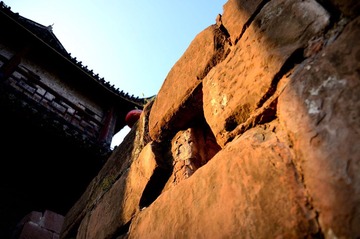 古壁残阳.jpg