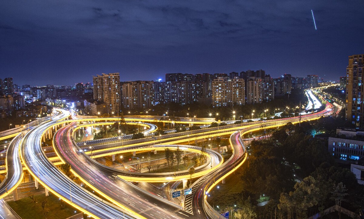 成都市三环路羊犀立交桥夜景