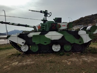105524
