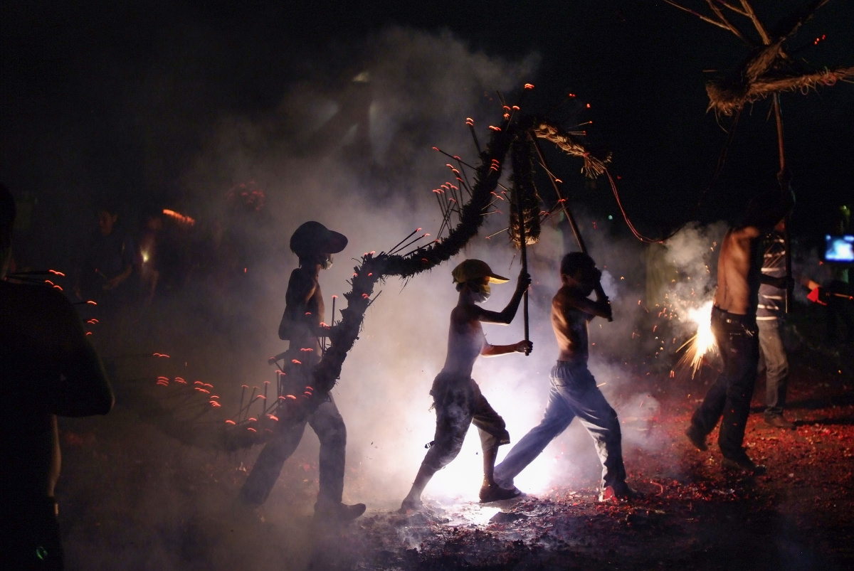 星子舞火龙连州市星子镇古老的民间艺术