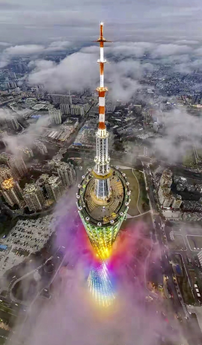 俯瞰广州塔