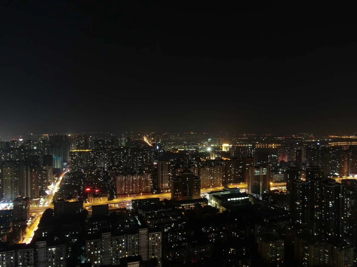 武汉光谷的万家灯火