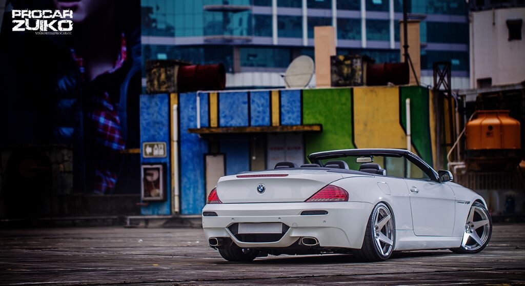 Hella Flush BMW 6<br />
