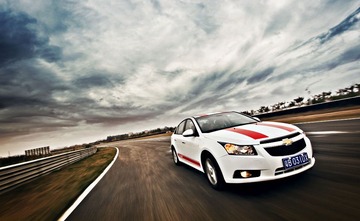 CRUZE T