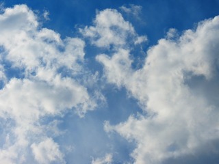 1122085