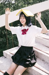 001