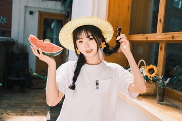 001