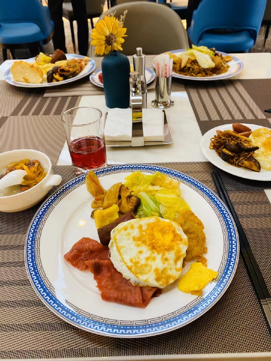 丰盛的早餐