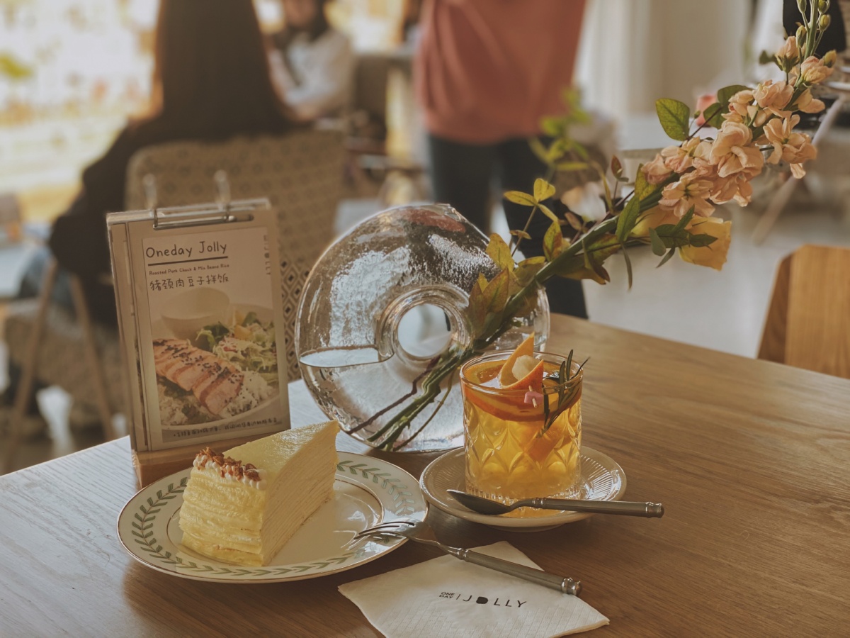 静谧午后约上仨俩好友一起喝个下午茶度过愉快又惬意的下午时光