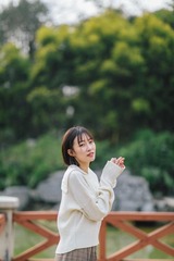 001