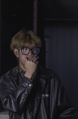 817303