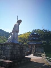 1450817