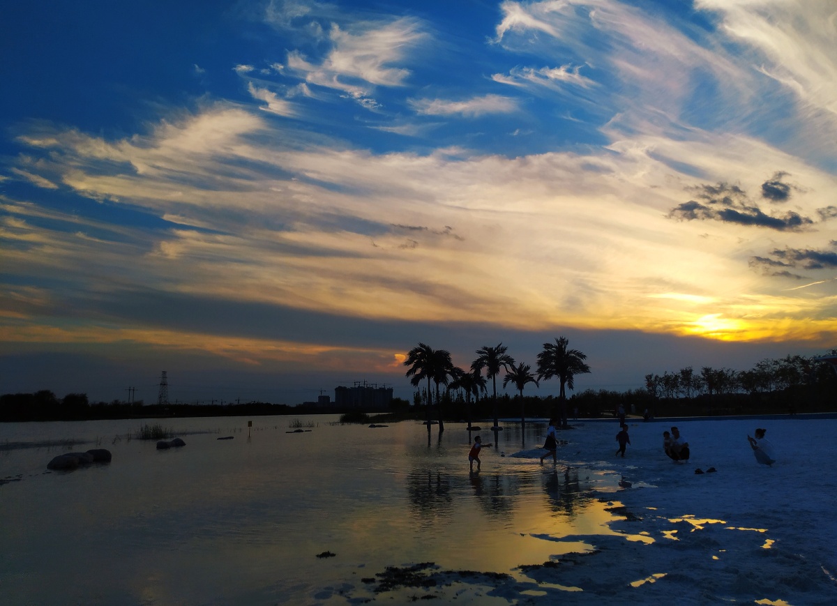 小三亚濮阳网红打卡地休闲好去处傍水依沙舒放下心头事何处都是景