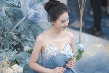 030E7E7F-9766-4224-BD7B-42CAEC3DC98F/L0/001