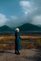001