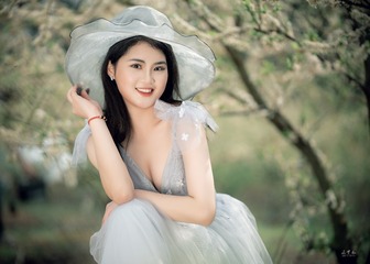 8D337527-4C92-48AA-AE20-DA081C7E2025/L0/001