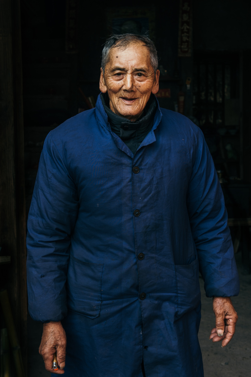 过年回乡老人却越来越老走上了摄影就该给他们留下珍藏的时间