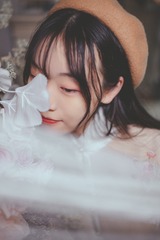 001