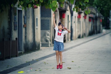 5F542335-CD85-4BEB-BB76-BD4B5B8C949A/L0/001