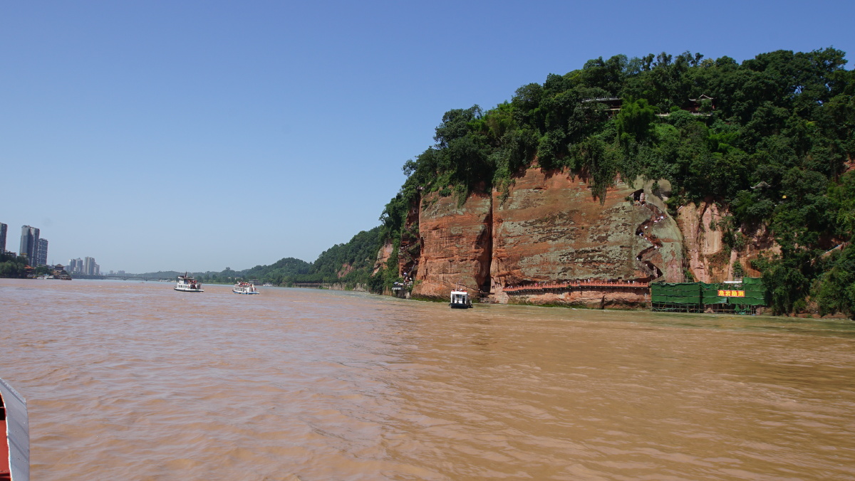 大渡河青衣江和岷江三江汇流处