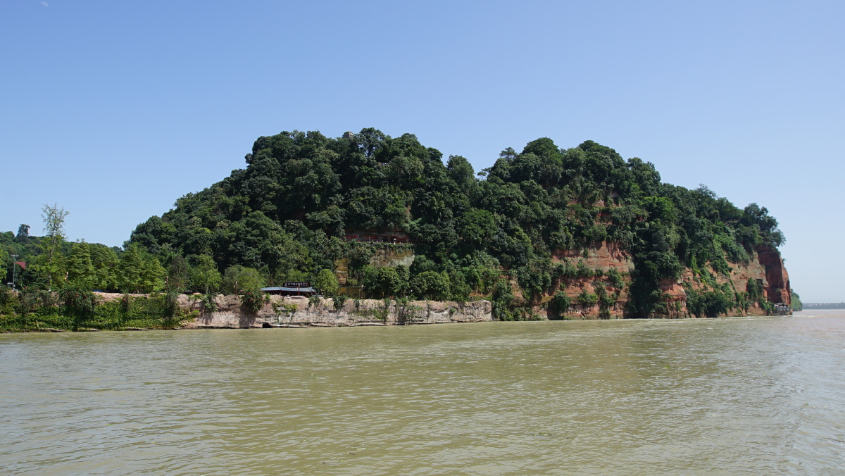 大渡河青衣江和岷江三江汇流处