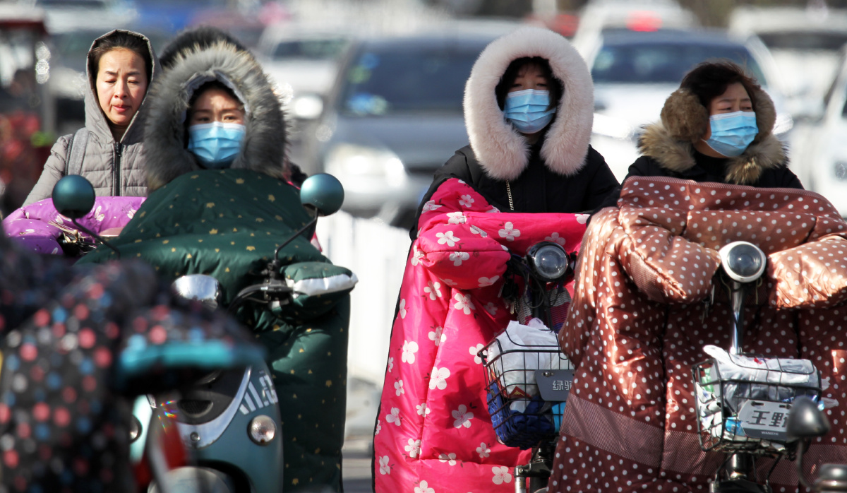 河南许昌寒潮来袭气温骤降