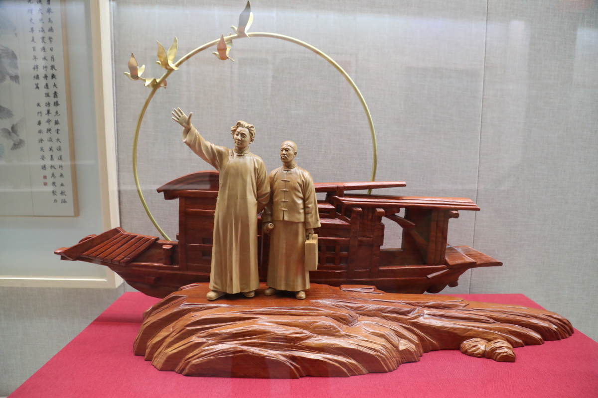 浙江嘉兴红船精神中国工艺美术大师百名大师百件作品红色主题展开展