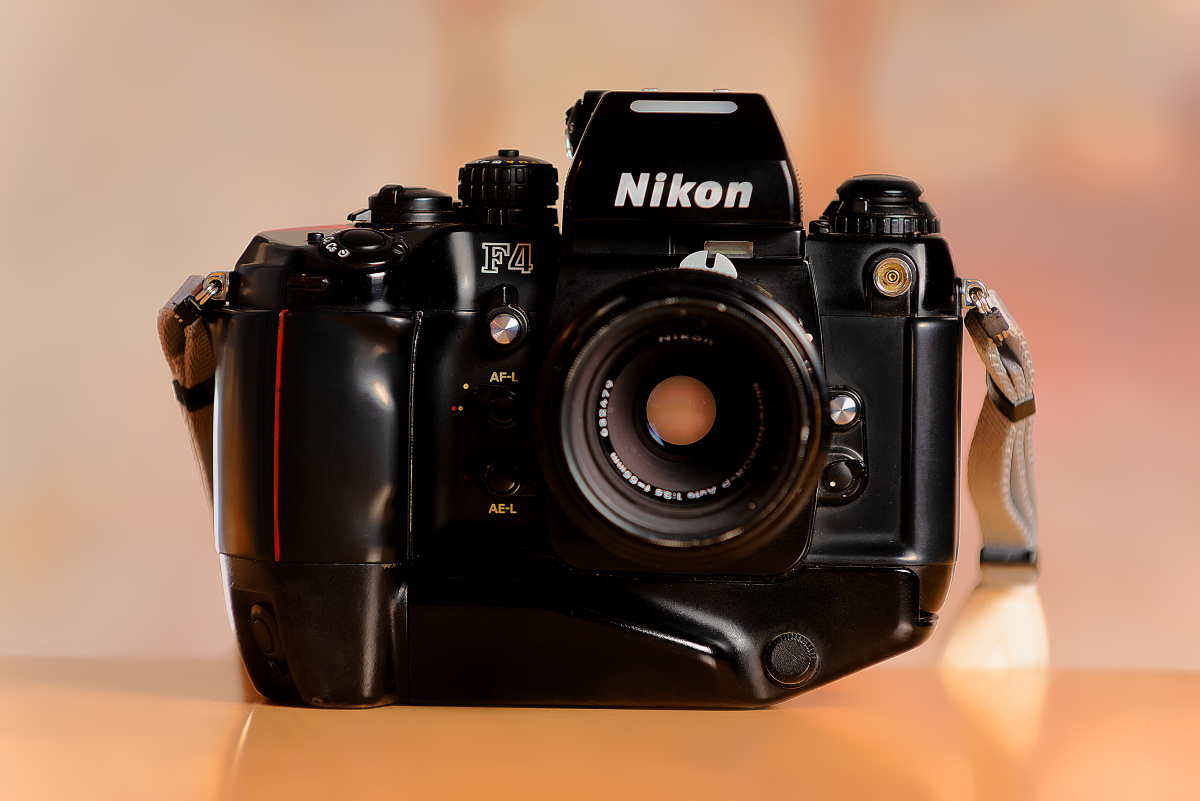 nikon f4 胶片机的"末代皇帝" 拍摄设备:相机:尼康d750 镜头:尼康70