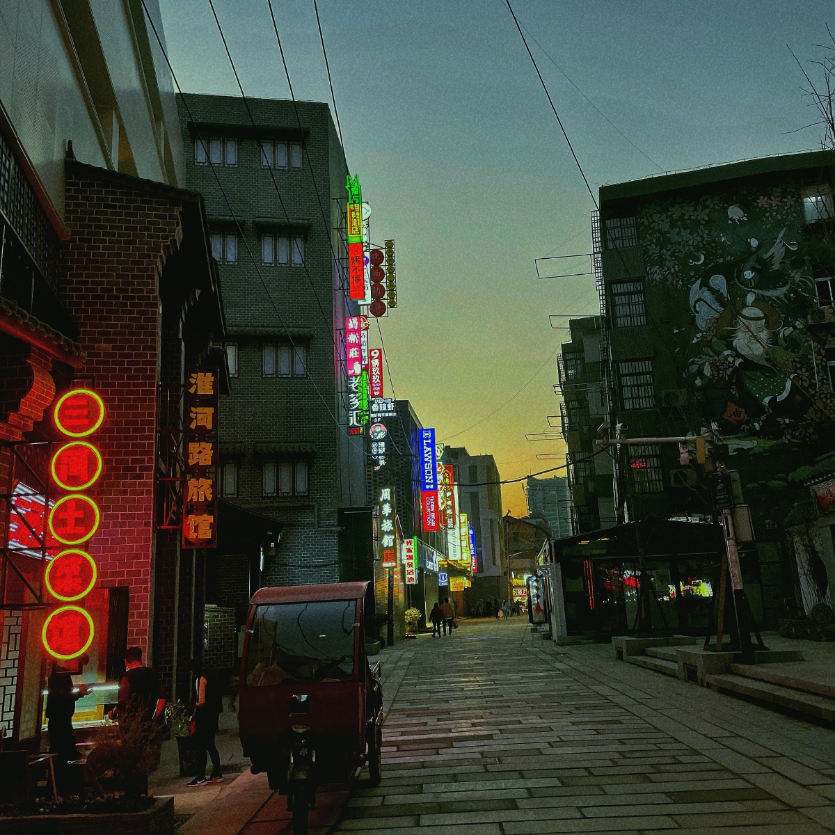 夜晚的街角