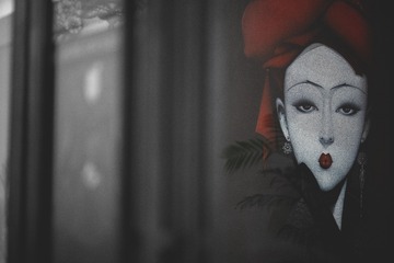 001