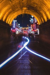 915