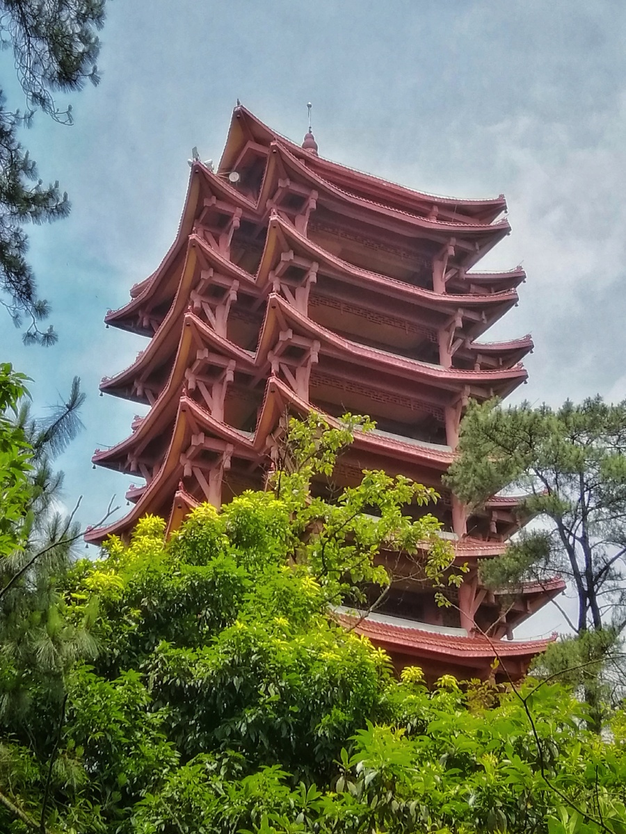 缙云山香炉峰观景台摄于重庆