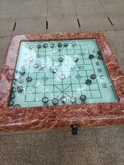 563963