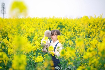 001