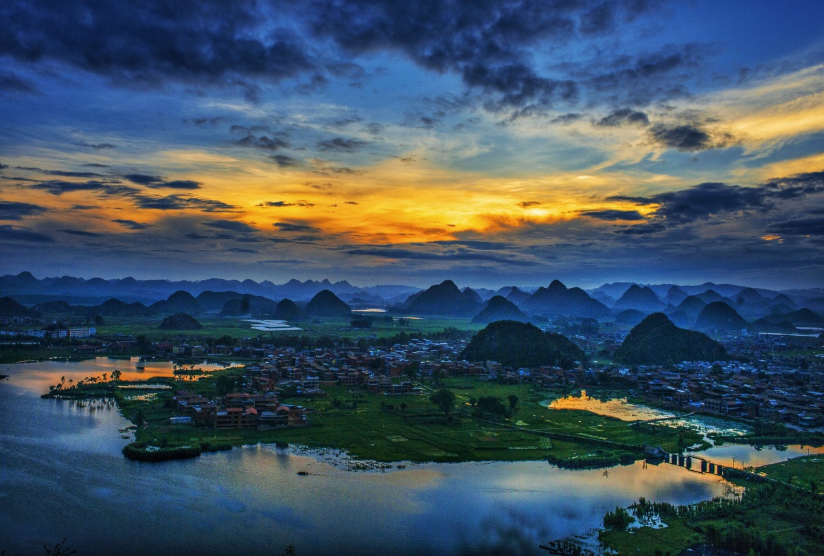 普者黑的日出日落