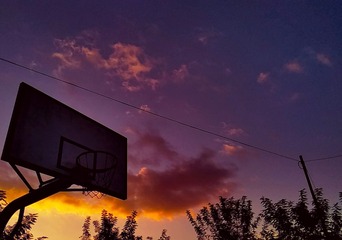540627